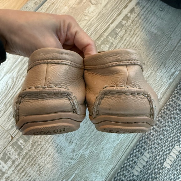Coach Women's Tan Leather Loafers - Picture 4 of 6